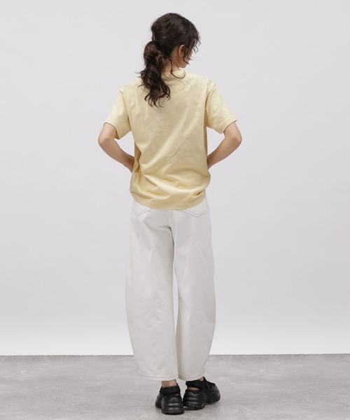 LAKOLE(ラコレ)の「グラフィックアーチロゴT / 116591(Tシャツ/カットソー・レディース・オフホワイト/チャコールグレー/イエロー系その他・SMALL/MEDIUM)」の18枚目の写真