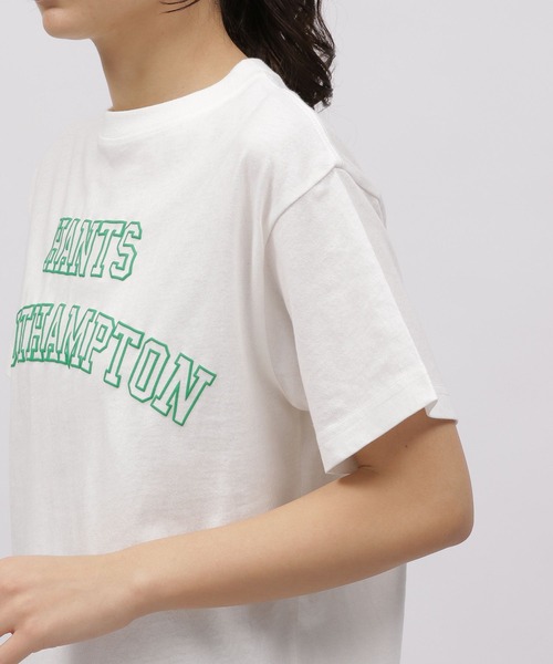 LAKOLE(ラコレ)の「グラフィックアーチロゴT / 116591(Tシャツ/カットソー・レディース・オフホワイト/チャコールグレー/イエロー系その他・SMALL/MEDIUM)」の14枚目の写真