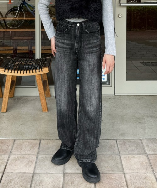 LE MORE（リモア）の「【新色追加！！】セミワイドストレートデニムパンツ（デニムパンツ・レディース・ブルー/ブラック/ライトブルー・FREE/M）」の11枚目の写真