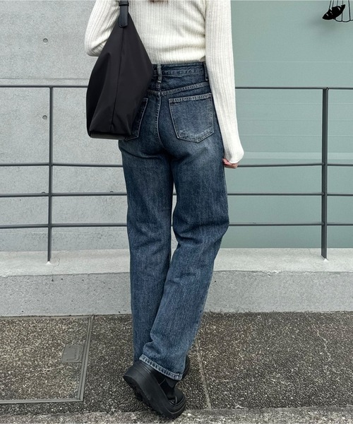 LE MORE（リモア）の「【新色追加！！】セミワイドストレートデニムパンツ（デニムパンツ・レディース・ブルー/ブラック/ライトブルー・FREE/M）」の18枚目の写真
