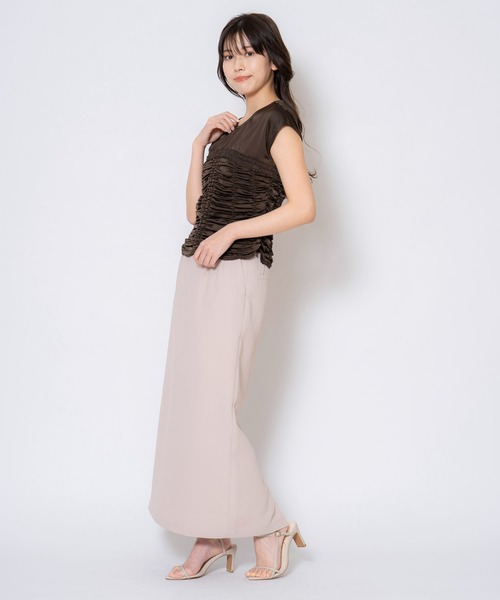 NOELA（ノエラ）の「シャーリングビスチェ切替ブラウス（シャツ/ブラウス・レディース・ベージュ/チャコールグレー/ブルー・フリー）」の13枚目の写真