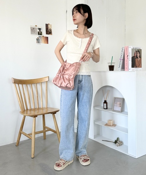 CLEA(クレア)の「フラワー柄レイヤードコンパクト半袖トップス(Tシャツ/カットソー・レディース・アイボリー・M)」の7枚目の写真