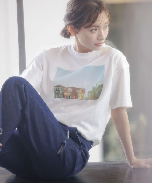 mysty woman（ミスティウーマン）の「【花盛友里さんコラボ】コラボアートフォトTシャツ 121442（Tシャツ/カットソー・レディース・ホワイト系その他3/ホワイト系その他2/ホワイト系その他/チャコールグレー・FREE）」の15枚目の写真