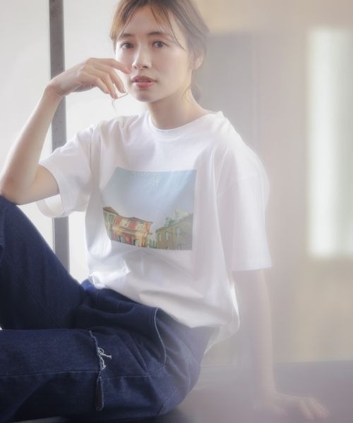 mysty woman（ミスティウーマン）の「【花盛友里さんコラボ】コラボアートフォトTシャツ 121442（Tシャツ/カットソー・レディース・ホワイト系その他3/ホワイト系その他2/ホワイト系その他/チャコールグレー・FREE）」の17枚目の写真
