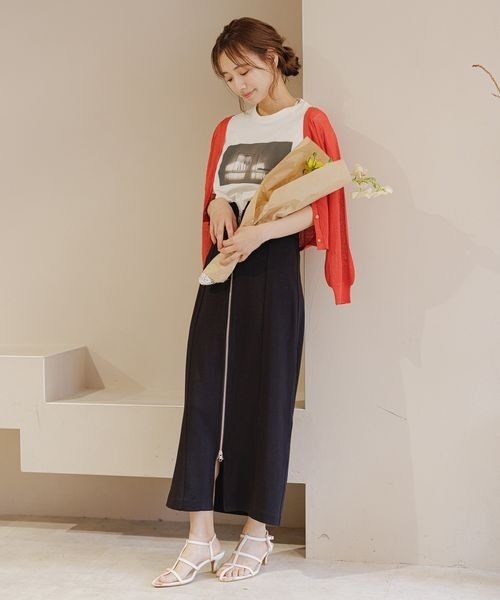 mysty woman（ミスティウーマン）の「【花盛友里さんコラボ】コラボアートフォトTシャツ 121442（Tシャツ/カットソー・レディース・ホワイト系その他3/ホワイト系その他2/ホワイト系その他/チャコールグレー・FREE）」の20枚目の写真