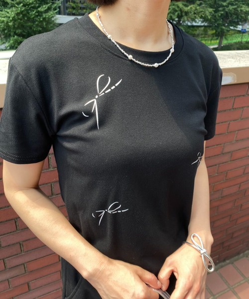 mebole（メボレ）の「シンプルリボンデザインTシャツ（Tシャツ/カットソー・レディース・グレー/ブラック/ホワイト・FREE）」の12枚目の写真