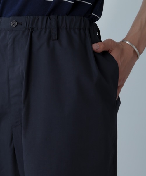 NANO universe（ナノユニバース）の「ライトウェイトイージーパンツ（その他パンツ・メンズ・カーキ/ホワイト/チャコール/ネイビー・S/M/L/XL）」の17枚目の写真