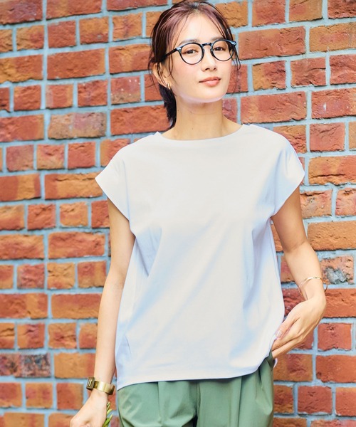 CROSS FUNCTION(クロスファンクション)の「《シワになりにくい・ヨレにくい》正解ノースリーブTシャツ【CF/クロスファンクション】(Tシャツ/カットソー・レディース・ブラック/サックスブルー/オフホワイト/ラベンダー・M/L/LL/3L/4L)」の7枚目の写真