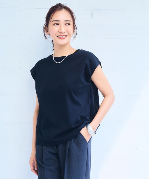 CROSS FUNCTION(クロスファンクション)の「《シワになりにくい・ヨレにくい》正解ノースリーブTシャツ【CF/クロスファンクション】(Tシャツ/カットソー・レディース・ブラック/サックスブルー/オフホワイト/ラベンダー・M/L/LL/3L/4L)」の14枚目の写真