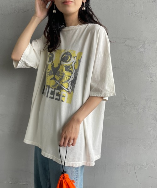 JEANS FACTORY （ジーンズファクトリー）の「[REMI RELIEF/レミレリーフ] 別注 ビッグシルエット SP加工プリントTシャツ（Tシャツ/カットソー・レディース・A/C/D/E/B・M）」の19枚目の写真