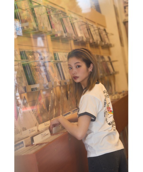 RODEO CROWNS WIDE BOWL（ロデオクラウンズワイドボウル）の「(GR)MR×RCS×Y.YリンガーTシャツ（Tシャツ/カットソー・レディース・チャコールグレー/オフホワイト/イエロー・LARGE/MEDIUM）」の6枚目の写真