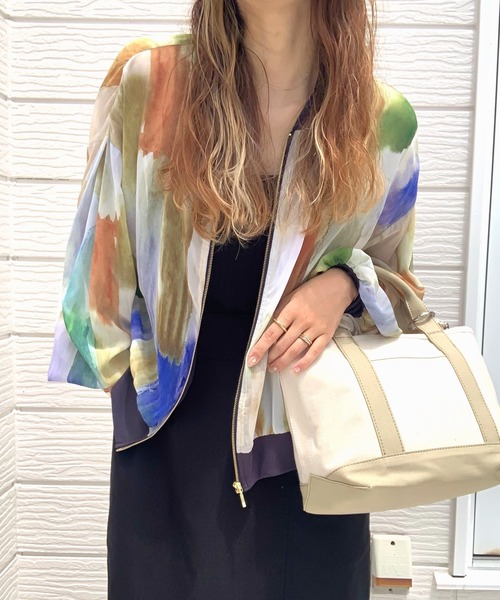 Q（キュー）の「ニュアンスカラーブルゾン（ブルゾン・レディース・グリーン系/イエロー系・MEDIUM）」の8枚目の写真