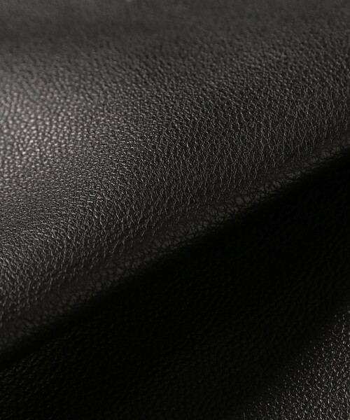 Ray BEAMS（レイビームス）の「フェイクレザー ショートパンツ（その他パンツ・レディース・ブラック・1/0）」の22枚目の写真