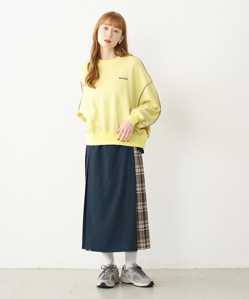 MILKFED.(ミルクフェド)の「OVERLOCK STICHED SWEAT TOP(スウェット・レディース・ネイビー/イエロー/ブルー・ONE SIZE)」の9枚目の写真