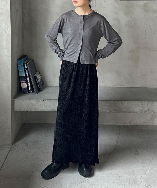 feepur(フェピュール)の「シアーリブカーディガン(カーディガン/ボレロ・レディース・オフホワイト/ブラック/グレー/ブラウン・MEDIUM)」の6枚目の写真