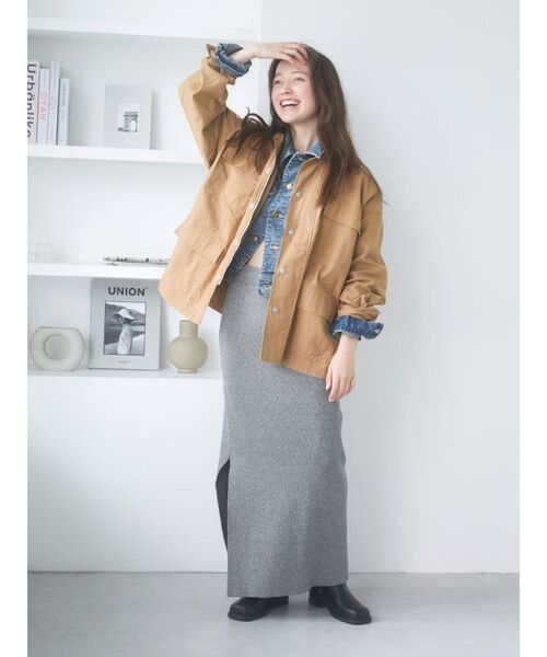 Ungrid（アングリッド）の「サイドスリットリブニットスカート（スカート・レディース・ライトグレー/パープル/グレー・FREE）」の9枚目の写真