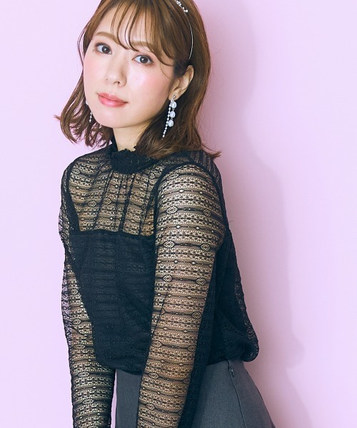 marun(マルン)の「<大きいサイズ> レーストップス marun(Tシャツ/カットソー・レディース・ピンク/オフホワイト/ブラック・4L/3L/LL/L/5L)」の2枚目の写真