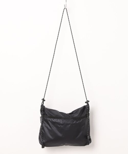 Gramicci（グラミチ）の「《GRAMICCI》 MICRO RIPSTOP SACOCHE（ショルダーバッグ・レディース・オリーブ/ダークベージュ/ダークネイビー/アイボリー・FREE）」の5枚目の写真