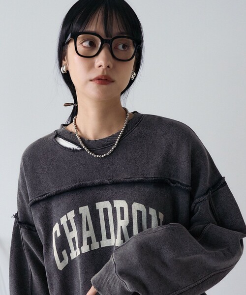 FREAK'S STORE（フリークスストア）の「パウダー加工 ロゴスウェット（スウェット・レディース・チャコール/ブルー/オフホワイト・ﾌﾘ-）」の3枚目の写真