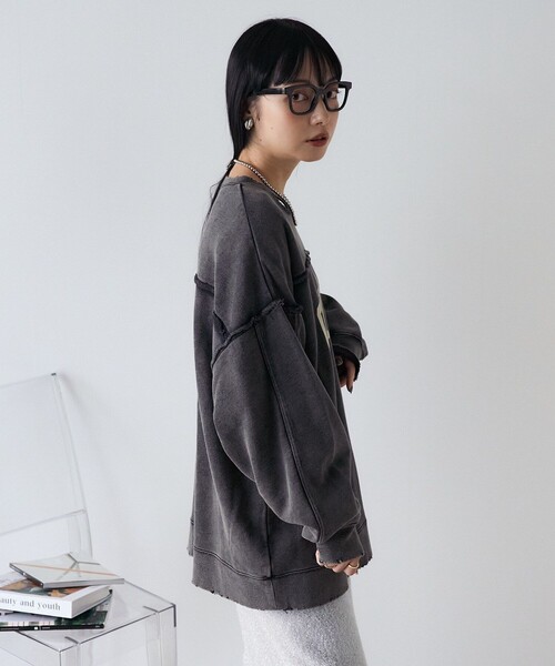 FREAK'S STORE（フリークスストア）の「パウダー加工 ロゴスウェット（スウェット・レディース・チャコール/ブルー/オフホワイト・ﾌﾘ-）」の12枚目の写真