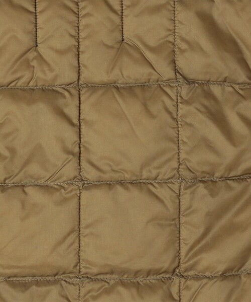 FREAK'S STORE（フリークスストア）の「限定展開 TAION/タイオン キッズ ベーシック Vネックボタン インナーダウンベスト / KIDS V NECK DOWN VEST / TAION-K001（ダウンジャケット/コート・キッズ・ベージュ/オリーブ/ブラック/ネイビー・140/130/120/110）」の9枚目の写真