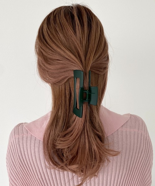 ciite'（シーテ）の「マットデザインヘアクリップ（バレッタ/ヘアクリップ・レディース・グリーン/ブラック/グレー/ダークグリーン/ブルー/イエロー/ピンク/レッド/ベージュ・FREE）」の22枚目の写真
