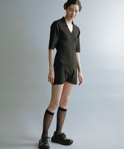 TELOPLAN（テーロプラン）の「【TELOPLAN】Percy Shorts Jumpsuits / パーシーショーツジャンプスーツ（サロペット/オーバーオール・レディース・レッド/ブラック・ONE SIZE）」の2枚目の写真