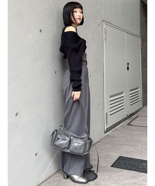 MURUA(ムルーア)の「メニーポケットマルチウェイバッグ(ハンドバッグ・レディース・グレー/ブラック/ブラウン・FREE)」の11枚目の写真