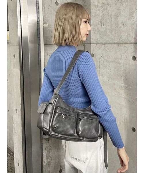 MURUA(ムルーア)の「メニーポケットマルチウェイバッグ(ハンドバッグ・レディース・グレー/ブラック/ブラウン・FREE)」の14枚目の写真