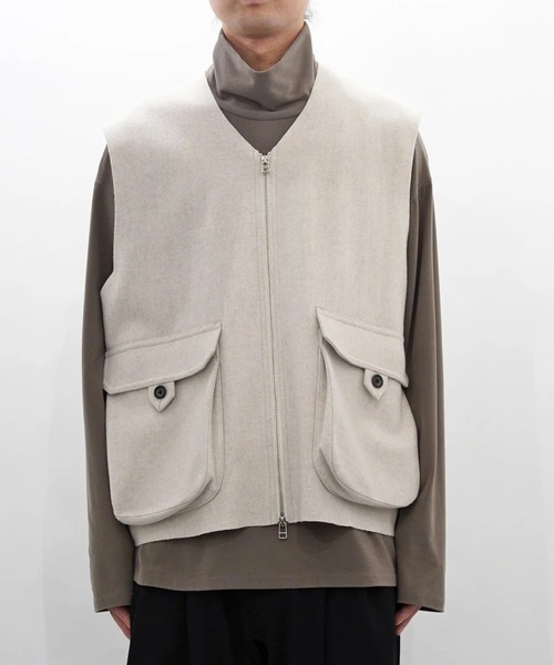my beautiful landlet（マイビューティフルランドレット）の「【my beautiful landlet】MELTON FABRIC VEST（ベスト・メンズ・ネイビー/オートミール/ブラウン/ブラック・1/0）」の4枚目の写真