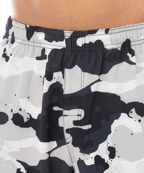 RVCA（ルーカ）の「RVCA メンズ STASH YOGGER STRETCH ウォークパンツ/ショートパンツ/ルーカストレッチ吸汗性能ショートパンツ（その他パンツ・メンズ・ブラック×ホワイト・SMALL/MEDIUM/LARGE/X-LARGE）」の7枚目の写真