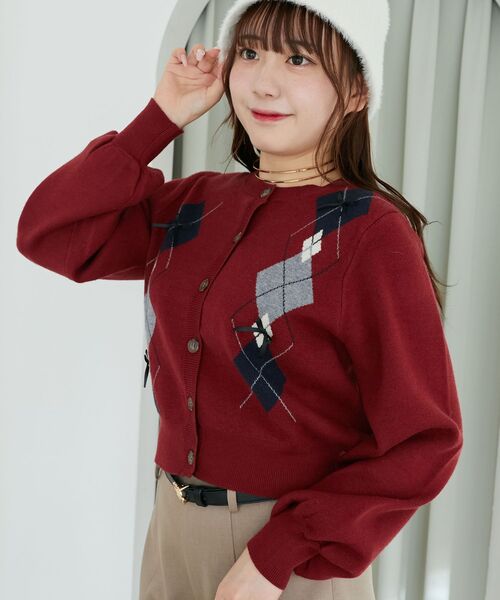 MAJESTIC LEGON(マジェスティックレゴン)の「アーガイル柄リボンカーデ(カーディガン/ボレロ・レディース・ホワイト系その他2/レッド系その他2/ブルー系その他4/グレー系その他・MEDIUM)」の17枚目の写真