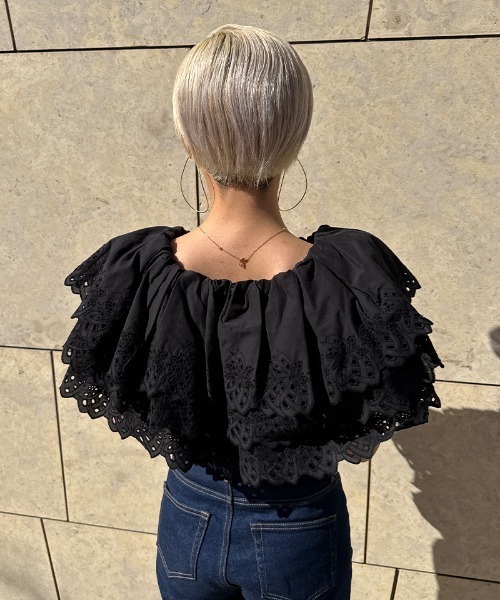 JENNE(ジェンヌ)の「2WAYボリュームレースブラウス(その他トップス・レディース・ブラック/ホワイト・LARGE/MEDIUM/SMALL)」の11枚目の写真