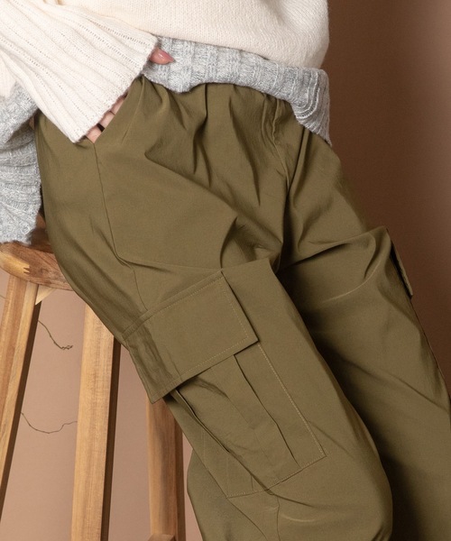 Bou Jeloud（ブージュルード）の「ストレッチカーゴパンツ（カーゴパンツ・レディース・ブラック/カーキ/ベージュ・38）」の22枚目の写真
