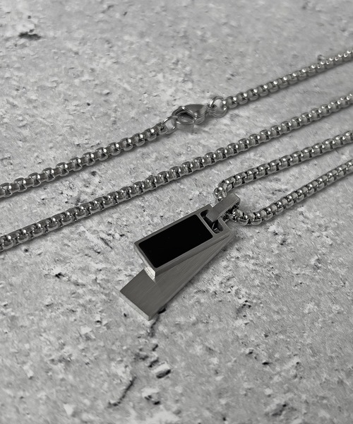 SBG（エスビー）の「SBG デザインチャームネックレス（ネックレス・メンズ・シルバー系その他/シルバー系/シルバー系その他2/シルバー系その他3/シルバー系その他4/シルバー系その他5/シルバー系その他6/シルバー系その他7/シルバー/シルバー系1・FREE）」の18枚目の写真