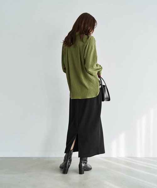 STYLE DELI(スタイルデリ)の「シボ入りガーゼ調V開きシャツ(シャツ/ブラウス・レディース・カーキ/ホワイト系その他・FREE)」の6枚目の写真