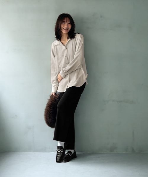 STYLE DELI(スタイルデリ)の「シボ入りガーゼ調V開きシャツ(シャツ/ブラウス・レディース・カーキ/ホワイト系その他・FREE)」の13枚目の写真