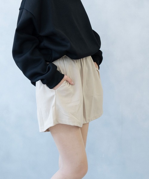 Asterellivi（アステレリビ）の「ショートパンツ（その他パンツ・レディース・ベージュ/ブラック・M/L/XL）」の9枚目の写真