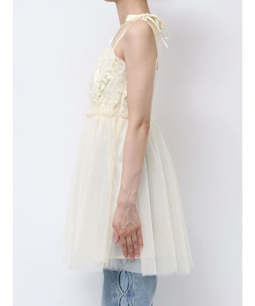 CALNAMUR（カルナムール）の「2WAY LAYERED TAPE RIBBON TULLE TUNIC/2WAYレイヤードテープリボンチュールチュニック（シャツ/ブラウス・レディース・イエロー/オフホワイト/グレー・FREE）」の5枚目の写真