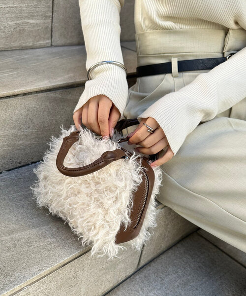 mystic(ミスティック)の「loti ファーボストンミニBAG(ボストンバッグ・レディース・ブラウン/ブラック・ONE SIZE)」の20枚目の写真