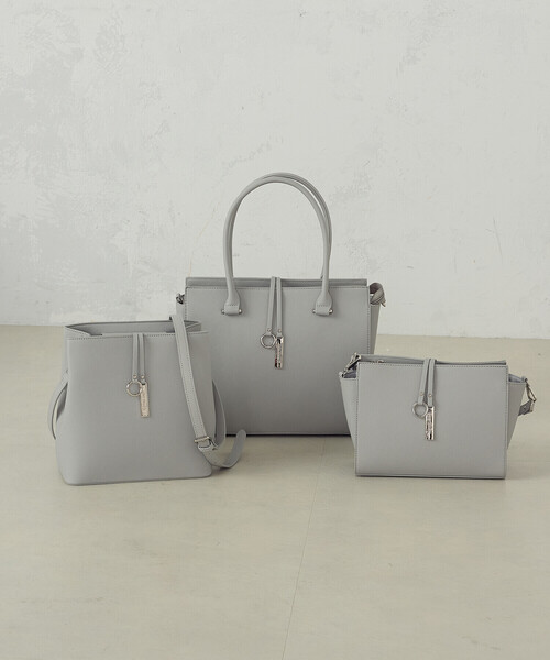 MONO　COMME CA（モノコムサ）の「ロゴプレートミニショルダー（ショルダーバッグ・レディース・ブラック/グレー・FREE）」の17枚目の写真