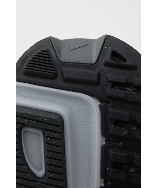 NIKE(ナイキ)の「V2K ラン(スニーカー・レディース・シルバー/オフホワイト/ブラック・25cm/24.5cm/24cm/23.5cm/23cm)」の13枚目の写真