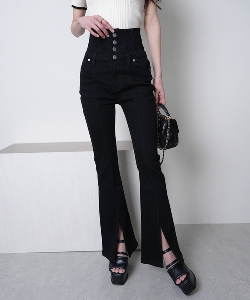 LIPSERVICE（リップサービス）の「センタースリットフレアデニムパンツ（デニムパンツ・レディース・グレー/インディゴブルー/ブルー系その他/ブラック・S/M/XS）」の2枚目の写真