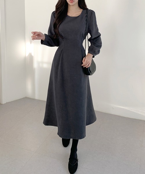 ECLIN（エクラン）の「バックリボンAラインフレアワンピース（ワンピース・レディース・ベージュ/チャコールグレー・M/L/XL）」の6枚目の写真