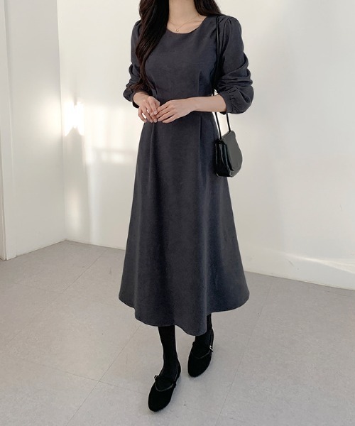 ECLIN（エクラン）の「バックリボンAラインフレアワンピース（ワンピース・レディース・ベージュ/チャコールグレー・M/L/XL）」の7枚目の写真