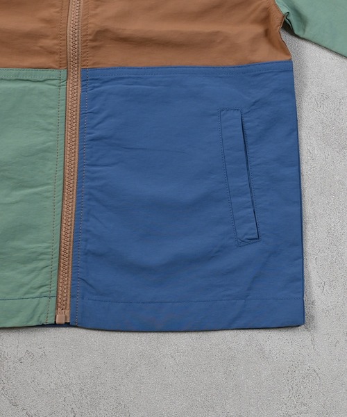 GERRY（ジェリー）の「【GERRY】別注クレイジーナイロンジャケット【セットアップ可能】（ナイロンジャケット・キッズ・ブラック/キャメル/ライトピンク・150/140/110/100/90/80/130/120）」の5枚目の写真