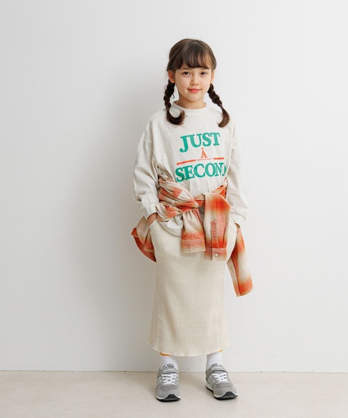 BAYFLOW（ベイフロー）の「[綿100%]アソートプリントBIGロンT(KIDS)（Tシャツ/カットソー・キッズ・オレンジ/アイボリー/ブルー・110cm/120cm/130cm/140cm/150cm）」の13枚目の写真