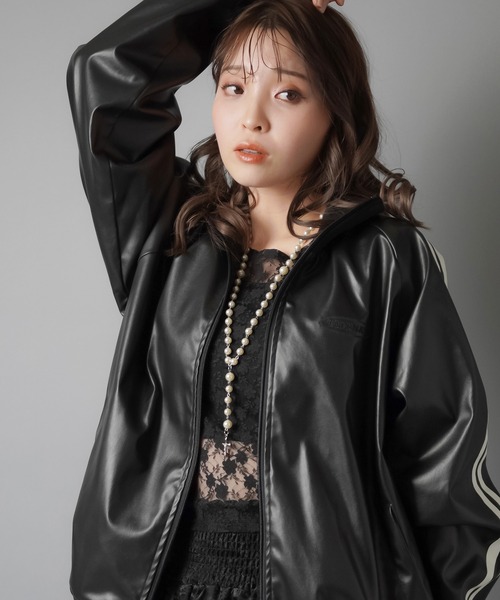 SPINNS(スピンズ)の「パールネックレス/ロザリオ(ネックレス・レディース・A/ブラウン・ONESIZE)」の6枚目の写真
