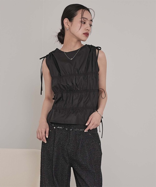miette(ミエット)の「シャーリングリボンノースリーブトップス(Tシャツ/カットソー・レディース・ブルー/ブラック/オフホワイト・FREE)」の18枚目の写真