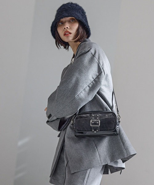 PAGEBOY（ページボーイ）の「スタッズベルトショルダー（ショルダーバッグ・レディース・ベージュ/ブラック・FREE）」の7枚目の写真